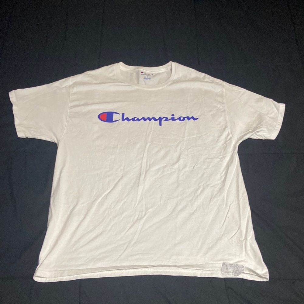 Champion T shirt - Picture 2 of 5